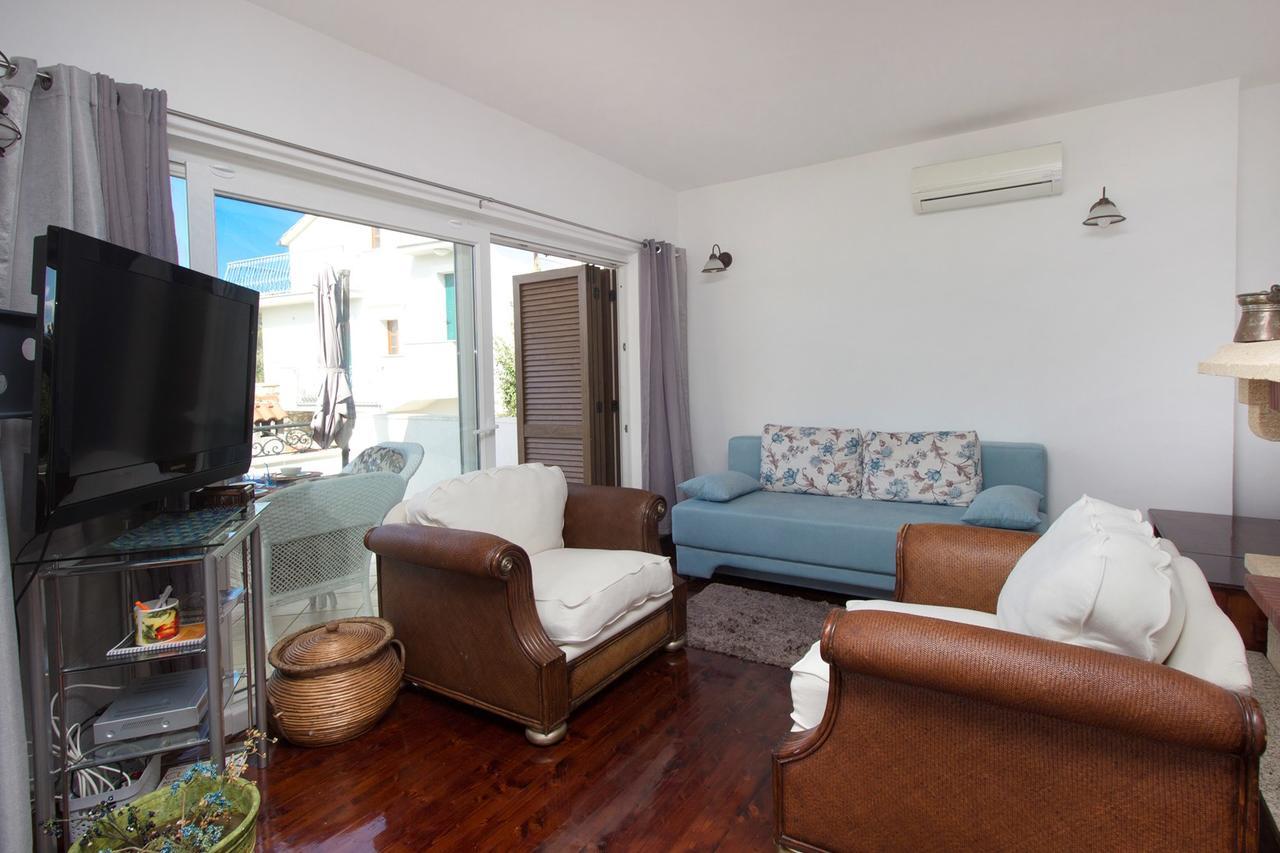 Sea Breeze - Front Sea Apartment Zaboric Εξωτερικό φωτογραφία