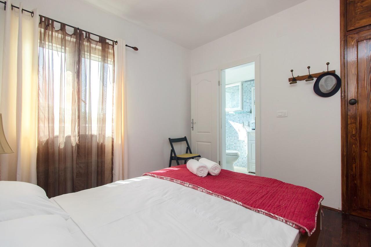 Sea Breeze - Front Sea Apartment Zaboric Εξωτερικό φωτογραφία